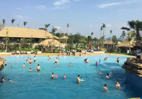 清远勤天熹乐谷温泉度假酒店冬日暖泉亲子乐园