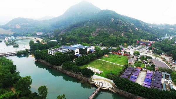江门新会古兜温泉小镇  山高水美  海阔天更蓝