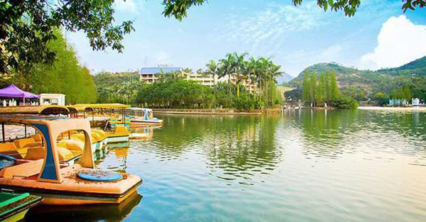 江门古兜温泉综合度假区靠山面海  咸淡双料温泉